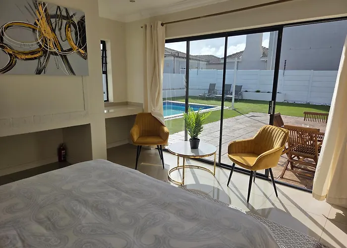 Lnd Guest House